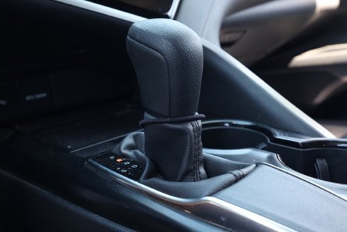 Used 2020 Toyota Camry LE image 30