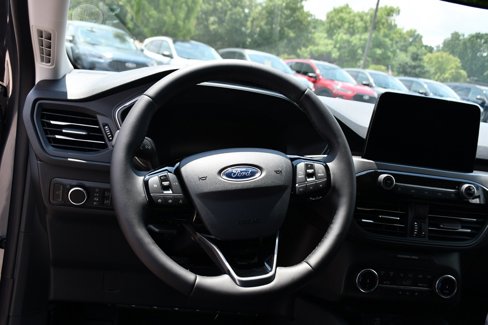 Used 2025 Ford Escape Active w/ Cold Weather Package image 12