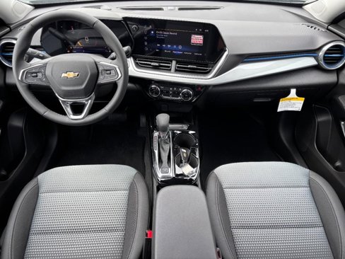 New 2025 Chevrolet Trax LT w/ Sunroof Package image 31