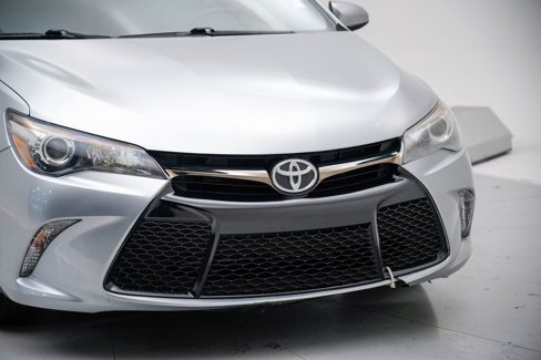 Used 2016 Toyota Camry SE image 22