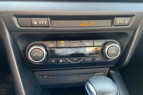 Used 2014 MAZDA MAZDA3 i Grand Touring image 24