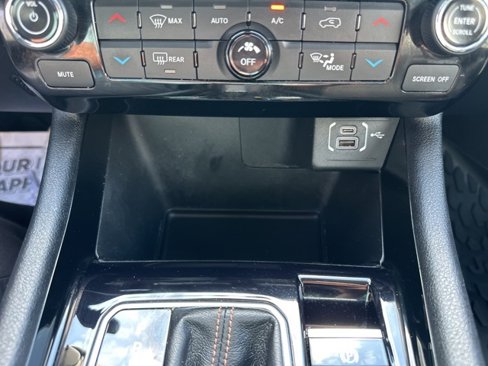 Used 2022 Jeep Compass Limited image 19