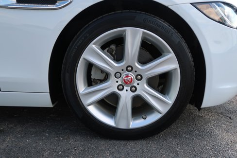 Used 2018 Jaguar XE Prestige image 51