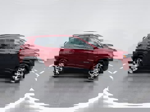 Used 2022 Jeep Compass Latitude image 23