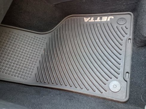 Used 2015 Volkswagen Jetta SE image 25