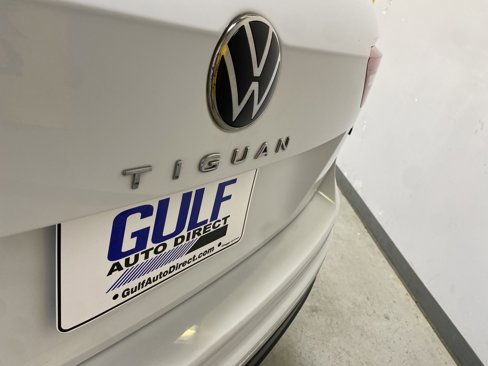 Used 2024 Volkswagen Tiguan SE image 15