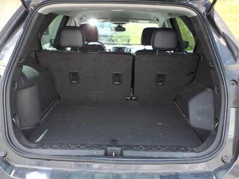 Used 2022 Chevrolet Equinox LS w/ Driver Confidence II Package image 24