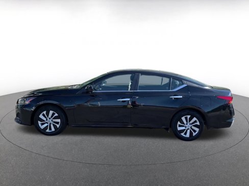 Used 2023 Nissan Altima 2.5 S image 9