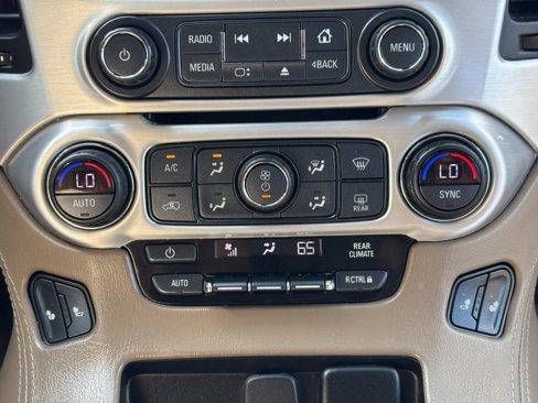 Used 2019 GMC Yukon XL SLT w/ HD Trailering Package image 18
