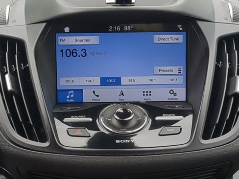 Used 2017 Ford Escape Titanium image 17