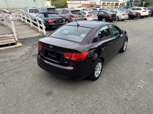Used 2011 Kia Forte EX image 4