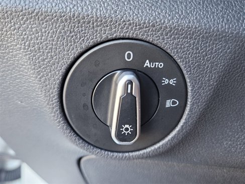 Certified 2024 Volkswagen Jetta Sport image 38