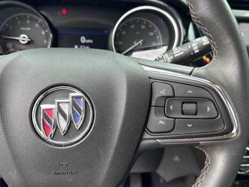 Used 2022 Buick Encore GX Select image 24