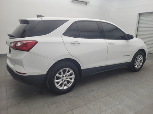 Used 2019 Chevrolet Equinox LS w/ LS Convenience Package image 10