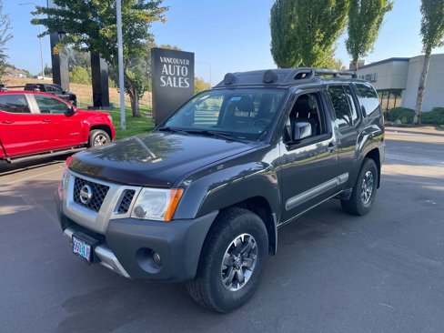 Used 2015 Nissan Xterra PRO-4X w/ Pro-4x Leather Package image 2