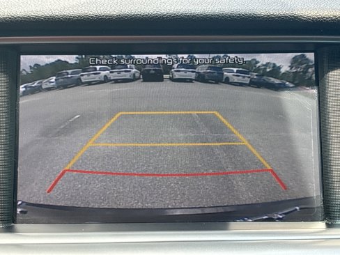 Used 2020 Kia Optima LX image 4