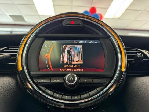Used 2019 MINI Cooper 2-Door Hardtop image 51