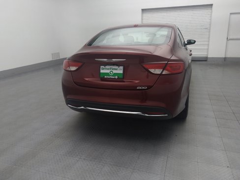 Used 2015 Chrysler 200 Limited w/ Convenience Group image 7