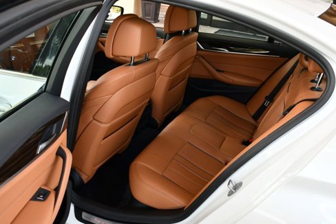 Used 2018 BMW 530i xDrive image 16