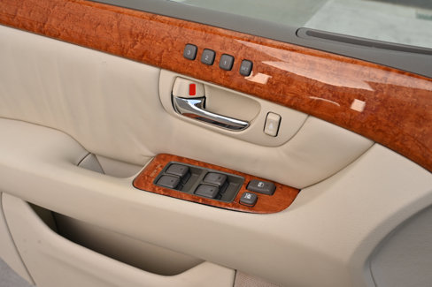 Used 2003 Lexus LS 430 image 26