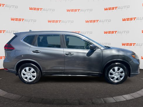 Used 2018 Nissan Rogue S image 6