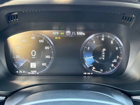 Used 2019 Volvo XC60 T5 Inscription image 8