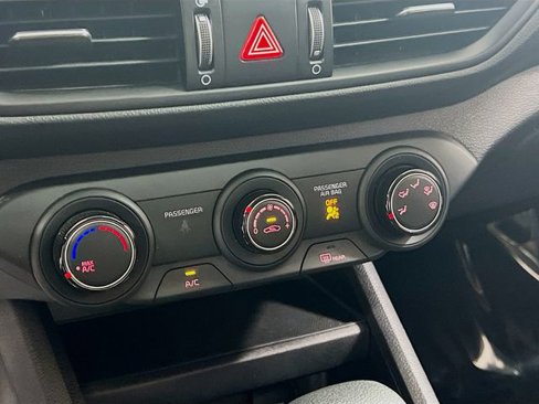 Certified 2022 Kia Forte LXS image 15