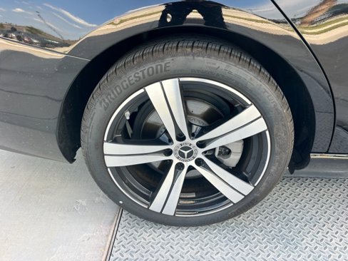 Certified 2025 Mercedes-Benz C 300 Sedan image 21
