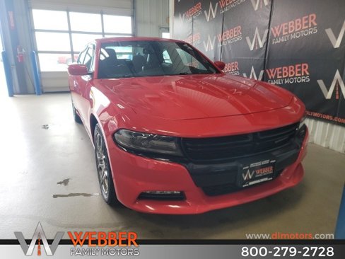 Used 2017 Dodge Charger SXT w/ AWD Plus Group image 2