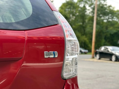 Used 2012 Toyota Prius V Two image 33