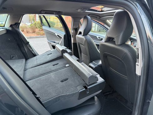Used 2015 Volvo V60 T5 Premier image 37
