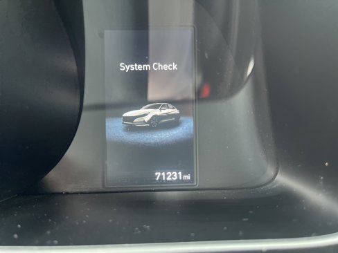 Used 2023 Hyundai Elantra SEL image 5