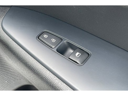 Used 2020 Kia Forte LXS image 21