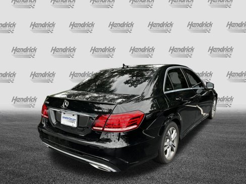 Used 2015 Mercedes-Benz E 250 BlueTEC Sedan image 9