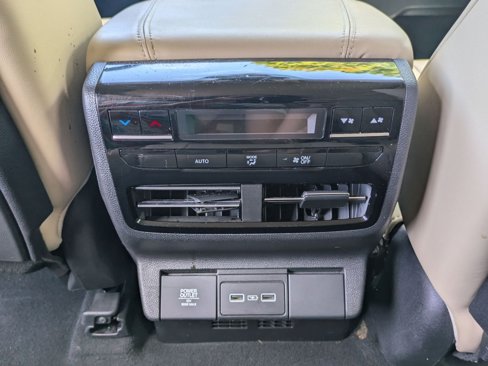 Used 2023 Acura MDX FWD w/ Technology Package image 23