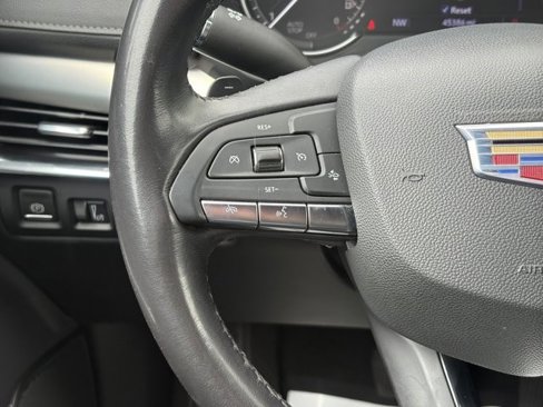 Certified 2023 Cadillac XT4 Premium Luxury image 17