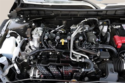 Used 2024 Nissan Altima 2.5 SV image 10