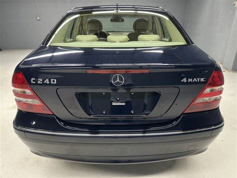 Used 2005 Mercedes-Benz C 240 4MATIC Sedan image 6