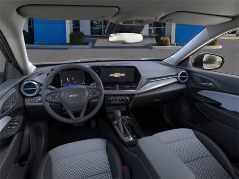 New 2025 Chevrolet Trax LT image 15