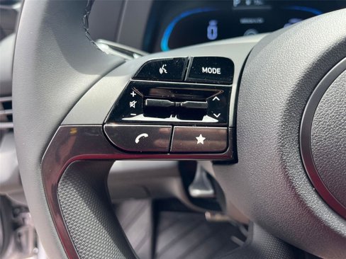 New 2025 Hyundai Elantra Sport image 17