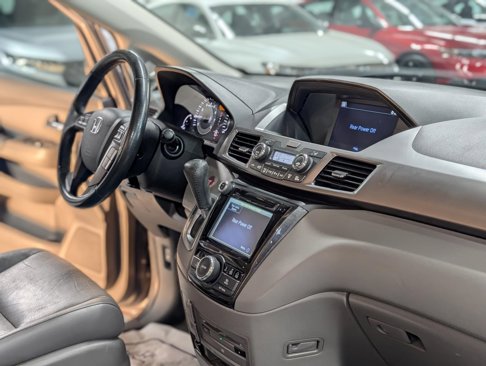 Used 2015 Honda Odyssey Touring image 21