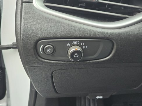 Used 2023 Chevrolet Malibu LT image 20