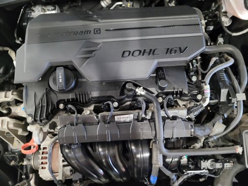 Used 2023 Hyundai Elantra SEL image 30