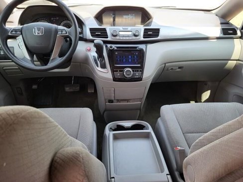 Used 2015 Honda Odyssey EX image 9