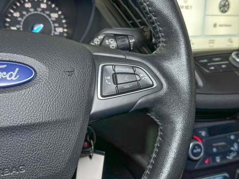 Used 2018 Ford Escape SEL image 36