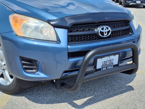 Used 2012 Toyota RAV4 FWD image 2