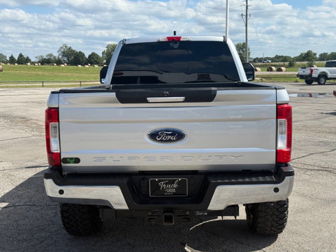 Used 2019 Ford F250 XLT w/ XLT Premium Package image 6