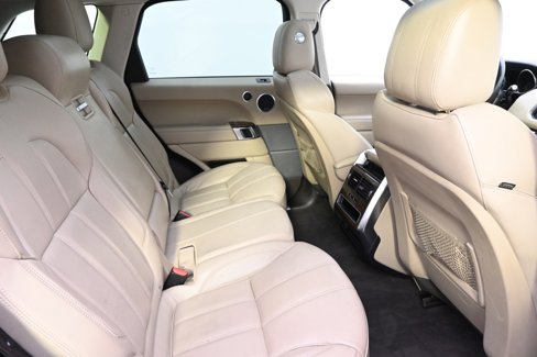 Used 2015 Land Rover Range Rover Sport HSE image 18
