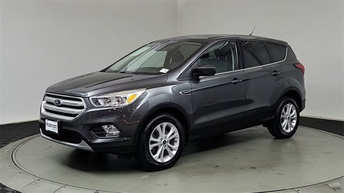Used 2019 Ford Escape SE image 3