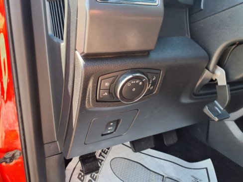 Used 2017 Ford F150 XLT image 15